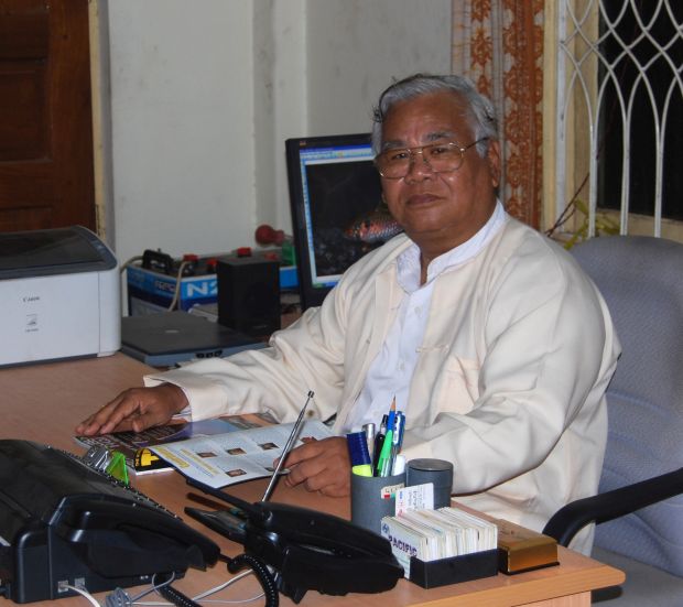 U Tin Win in his office at his farm in 2007
